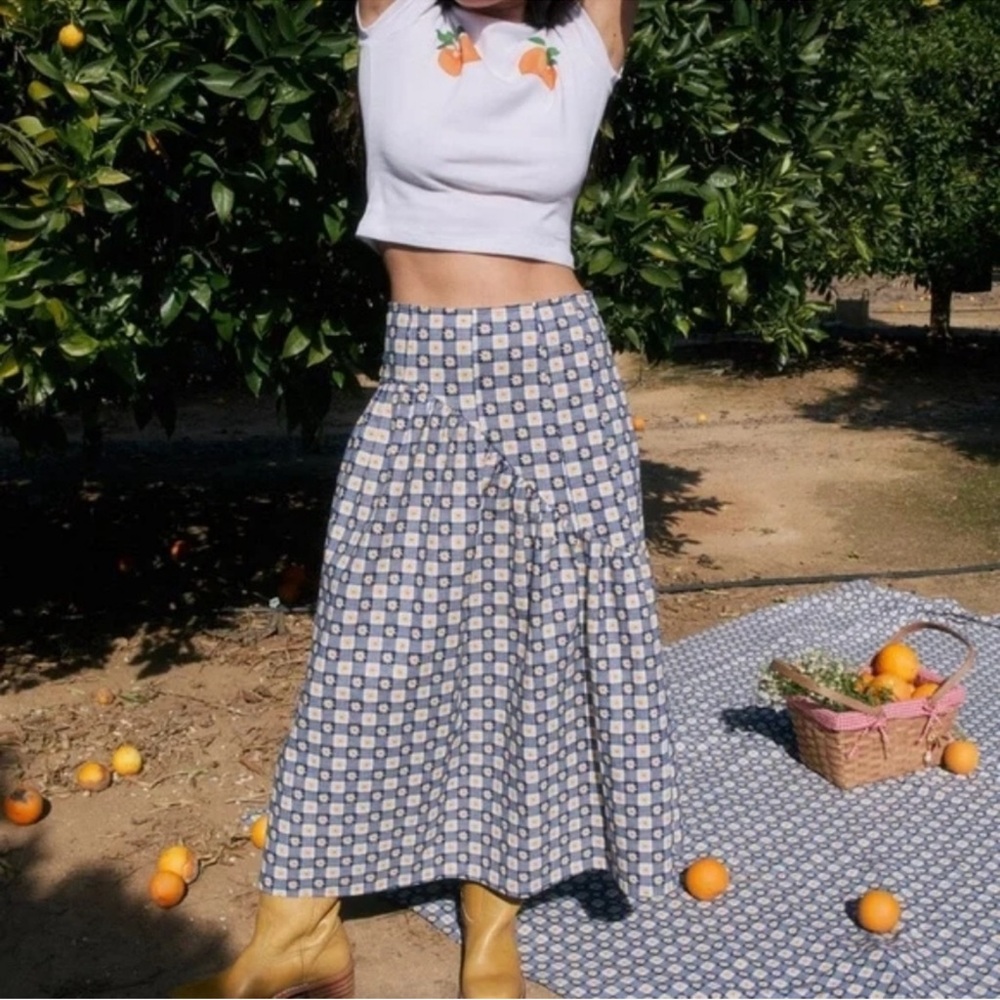 Lisa Says Gah Blue and White Geometric Midi Skirt